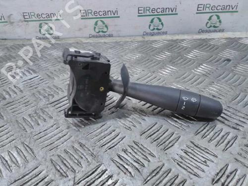 Commodo Essuie Glace / Phare OPEL VIVARO A Van (X83) 2.0 CDTI (F7) (90 hp) 4532469