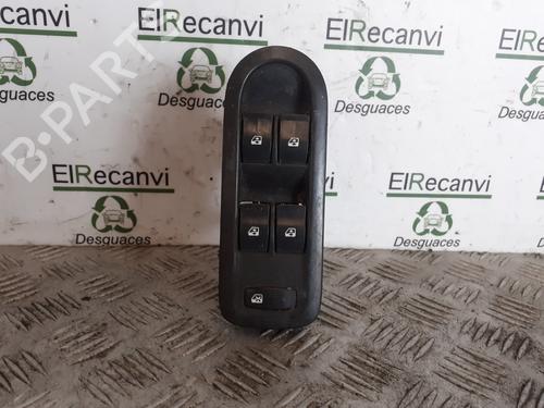 Used Left front window switch RENAULT SCÉNIC II (JM0/1_) 1.9 dCi (JM0G, JM12, JM1G, JM2C) (120 hp) 12949187