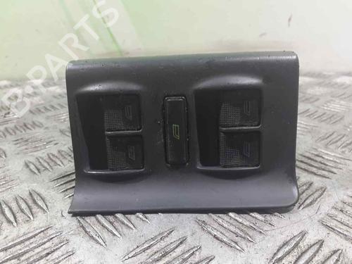 Venstre Foran elrute bryter AUDI A4 B5 (8D2) 2.4 (165 hp) 7090136
