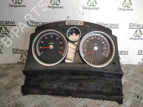Used Instrument cluster OPEL ASTRA H (A04) [2004-2014]  13950421