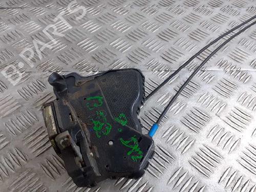 Used Front right lock TOYOTA AVENSIS (_T25_) 2.0 D-4D (ADT250_, ADT250R) (126 hp) 6012205