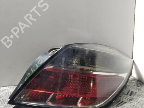 Used Right taillight OPEL ASTRA H (A04) [2004-2014]  30689798