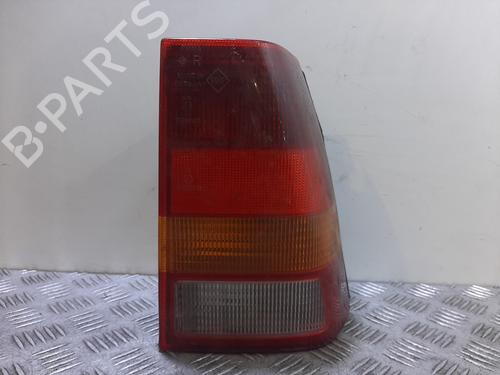 Feu arrière droit OPEL KADETT E (T85) 1.3 i Cat (C19, D19) (60 hp) 32083722