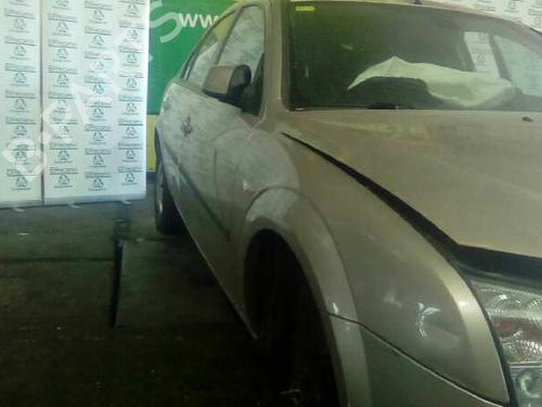 Poignée extérieure arrière droite FORD MONDEO III (B5Y) 2.0 16V TDDi / TDCi | BP4524090C130