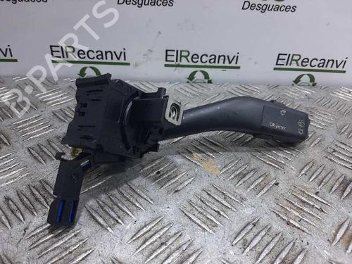 Used Steering column stalk SEAT LEON (1P1) [2005-2013]  6054905