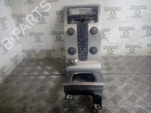 Used Climate control VOLVO V50 (545) 2.0 D (136 hp) 5111176