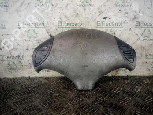 Used Driver airbag Driver airbag CHRYSLER VOYAGER / GRAND VOYAGER III (GS_, NS_) [1992-2001] 4665208 4665208