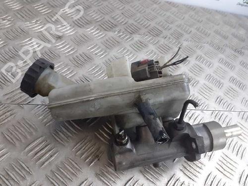 Used Brake master cylinder FORD TRANSIT Van (FA_ _) 2.4 TDE (125 hp) 5931829