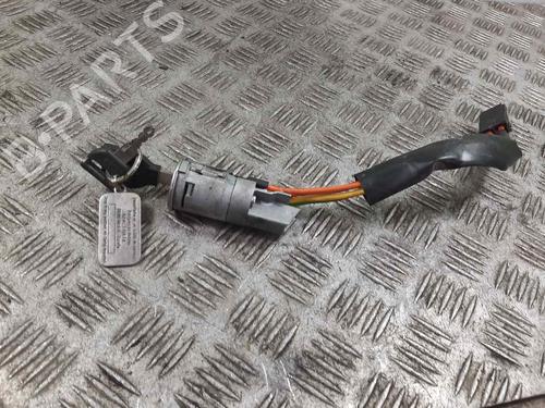 Used Ignition barrel RENAULT RAPID Box Body/MPV (F40_, G40_) [1985-2001]  15712809