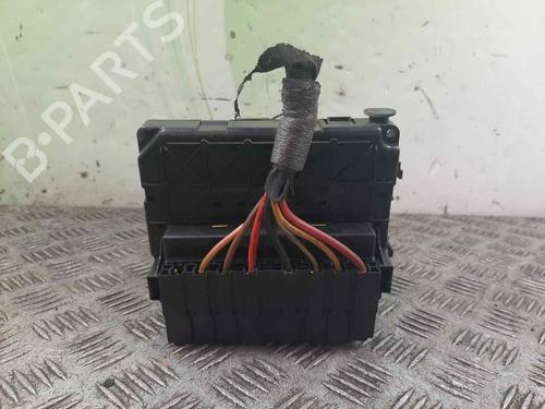 Used Fuse box Fuse box 17118828 17118828