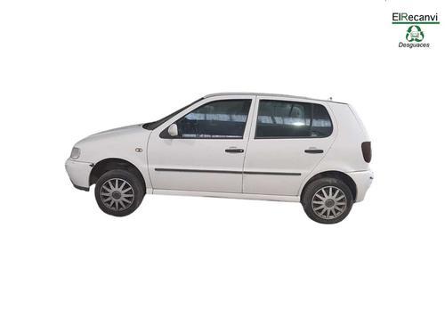 Clignotant avant gauche VW POLO III (6N1) 64 1.9 SDI | BP22338985C32