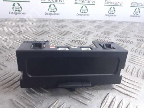 Used Display monitor RENAULT MEGANE II Estate (KM0/1_) 1.9 dCi (KMRG, KM1G, KM0G, KM2C) (120 hp) 6086695