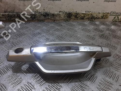 front-right-exterior-door-handle-hyundai-terracan-hp-2001-2002-2003-2004-2005-2006-2007-2008-28581968 main image