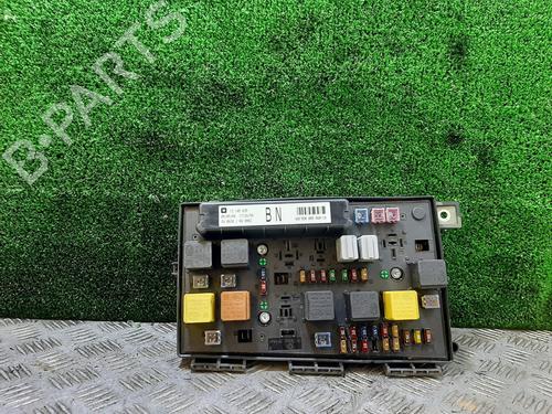 Used Fuse box OPEL ASTRA H (A04) [2004-2014]  26505147