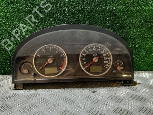 Used Instrument cluster FORD MONDEO III Saloon (B4Y) 1.8 16V (125 hp) 24615327