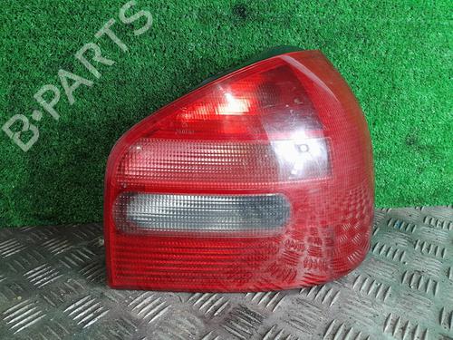 Høyre baklys AUDI A3 (8L1) 1.8 (125 hp) 31338480
