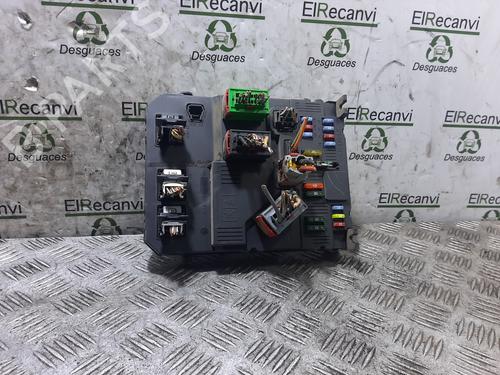 Zekeringkast PEUGEOT 206 Hatchback (2A/C) 1.4 i (75 hp) 17093597