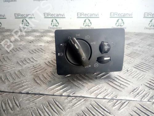 Used Headlight switch Headlight switch 4520489 4520489