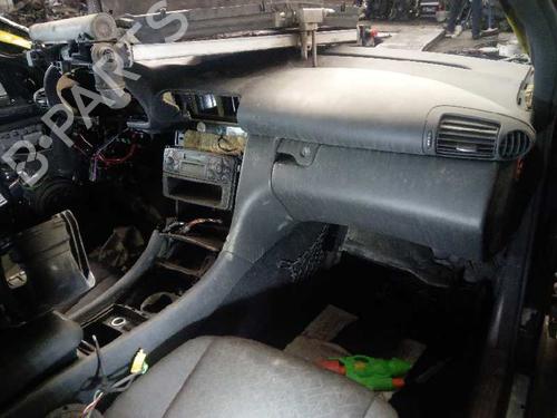 Pas bezpieczeństwa przedni prawy MERCEDES-BENZ C-CLASS (W203) C 200 Kompressor (203.045) | BP8759995I25