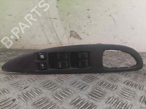 Used Left front window switch NISSAN PRIMERA Hatchback (P12) [2002-2025]  17464355