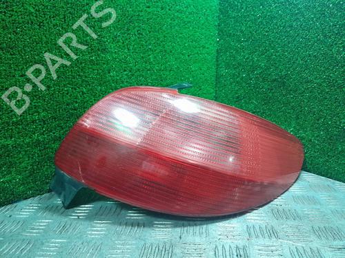 Højre baglygte PEUGEOT 206 Hatchback (2A/C) 1.4 LPG (75 hp) 22220476