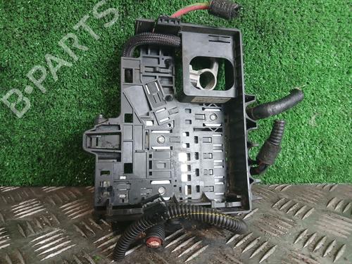 Used Fuse box OPEL CORSA E (X15) [2014-2026]  31995546