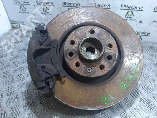 Used Left front steering knuckle OPEL ZAFIRA / ZAFIRA FAMILY B (A05) [2005-2019]  13703796