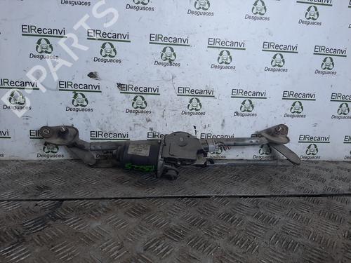 Used Front wiper motor TOYOTA AVENSIS (_T25_) [2003-2008]  17516213