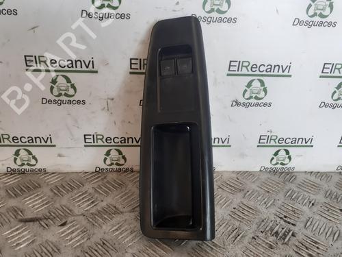 Used Left front window switch VW POLO IV (9N_, 9A_) [2001-2014]  13687119