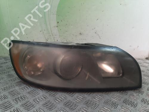 Used Right headlight VOLVO V50 (545) 2.0 D (136 hp) 19023433
