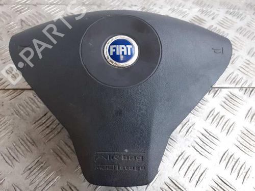 Used Driver airbag FIAT STILO (192_) 1.6 16V (192_XB1A) (103 hp) 6124188