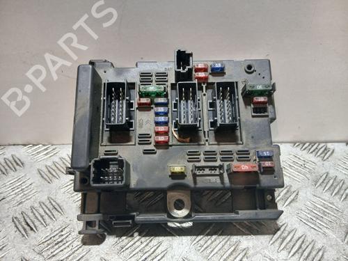 fuse-box-peugeot-307-3ac-2000-2001-2002-2003-2004-2005-2006-2007-2008-2009-2010-2011-2012-32293291 main image