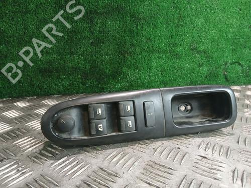 Used Left front window switch Left front window switch PEUGEOT 607 (9D, 9U) 2.2 HDi (133 hp) 34127457 34127457