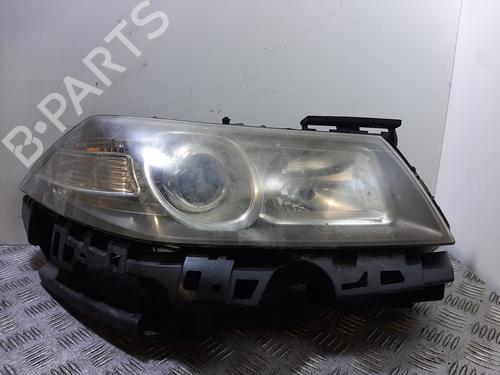 Used Right headlight RENAULT MEGANE II (BM0/1_, CM0/1_) 2.0 dCi (BM1K, CM1K) (150 hp) 30901454