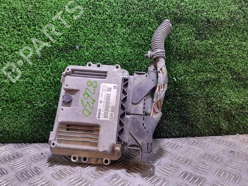 Used Engine control unit (ECU) OPEL ZAFIRA / ZAFIRA FAMILY B (A05) [2005-2019]  26005631