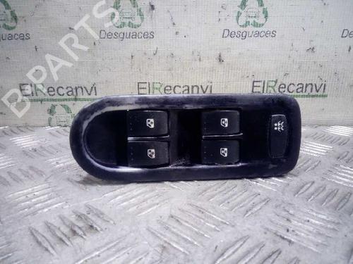 Used Left front window switch RENAULT SCÉNIC II (JM0/1_) [2003-2010]  4549587