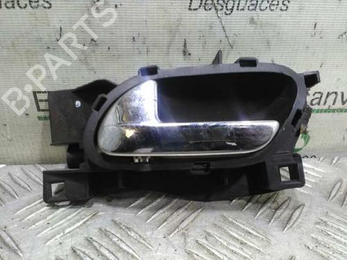 Used Front left interior door handle PEUGEOT 407 SW (6E_, 6D_) 2.0 (136 hp) 5842340