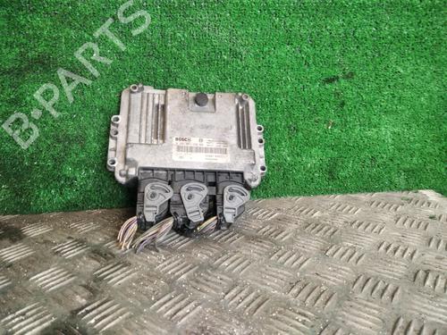 Used Engine control unit (ECU) RENAULT MEGANE II Saloon (LM0/1_) 1.9 dCi (LM0G, LM1G, LM2C) (120 hp) 28826467