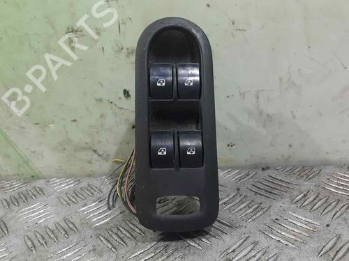 Used Left front window switch RENAULT MEGANE II (BM0/1_, CM0/1_) [2001-2012]  10376036