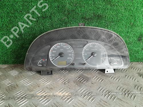 Used Instrument cluster CITROËN XSARA (N1) 1.9 TD (90 hp) 26155923