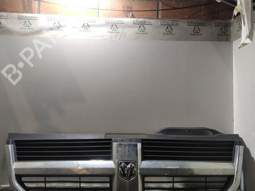 Used Grille DODGE CALIBER 2.0 CRD (140 hp) 30493196