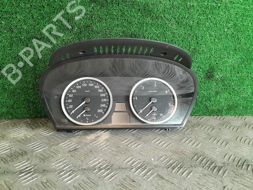 Used Instrument cluster BMW 5 (E60) 530 d (218 hp) 25722333