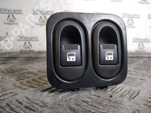 Used Left front window switch PEUGEOT 1007 (KM_) [2005-2025]  19023081