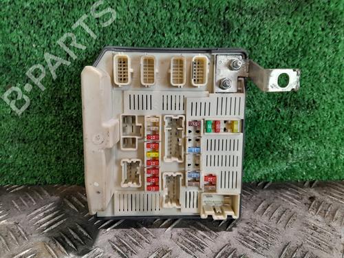 fuse-box-renault-scenic-ii-jm01_-2003-2004-2005-2006-2007-2008-2009-2010-30472694 main image