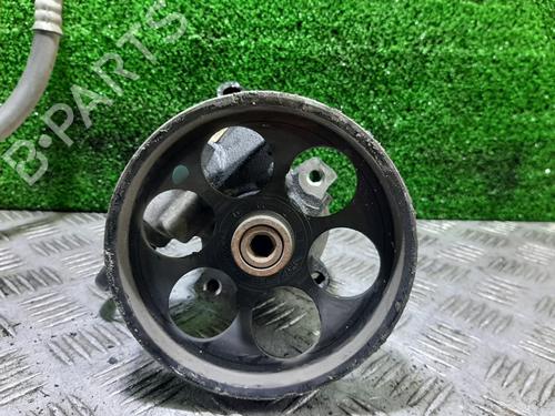Used Steering pump RENAULT LAGUNA II (BG0/1_) [2001-2007]  22790546
