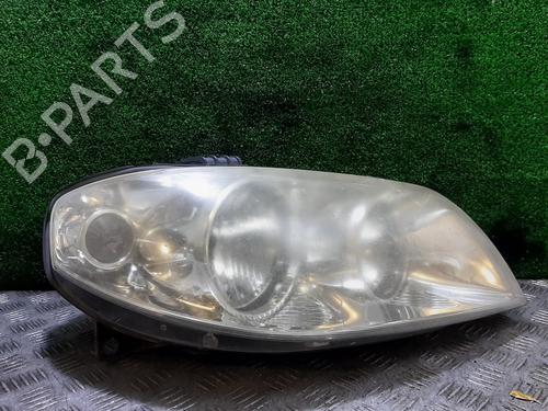 Phare droit FIAT PUNTO Hatchback Van (188_) 1.2 60 (60 hp) 27996531