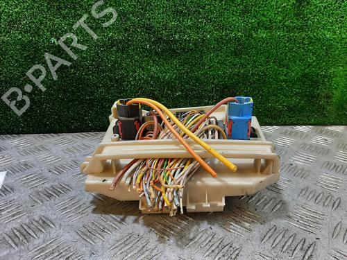Used Fuse box CITROËN XSARA (N1) 1.9 D (70 hp) 26335397
