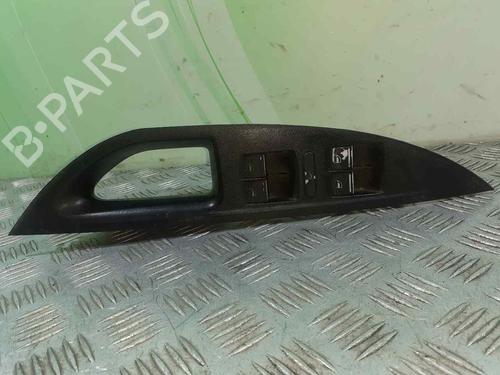 Used Left front window switch SEAT ALTEA (5P1) 1.9 TDI (105 hp) 9137270