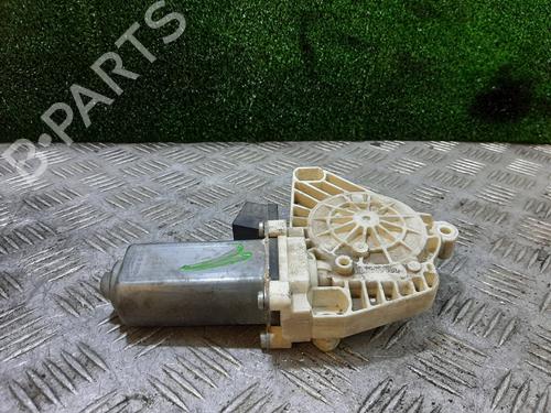 Portierruitmotor rechtsvoor MERCEDES-BENZ A-CLASS (W169) A 180 CDI (169.007, 169.307) (109 hp) 28276316