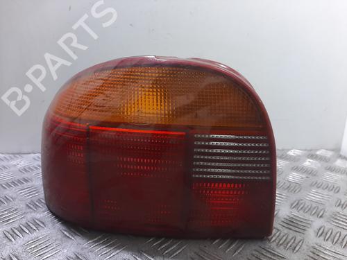 Feu arrière gauche FORD MONDEO I (GBP) 1.8 TD (90 hp) 32095574
